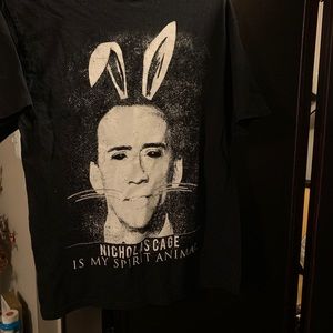 Shirt Nicholas cage size medium gently used